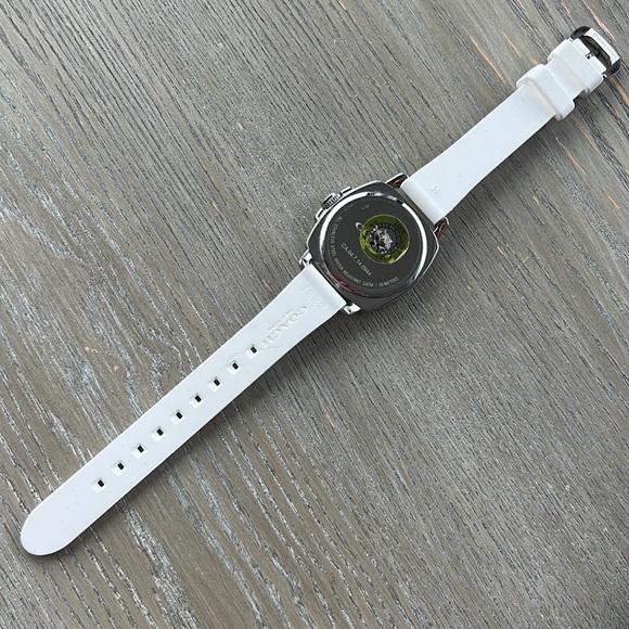 Coach Ladie's Watch White - Picture 3 of 4